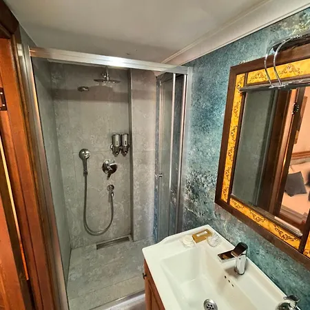 Hotel Duru Hanim Konagi *