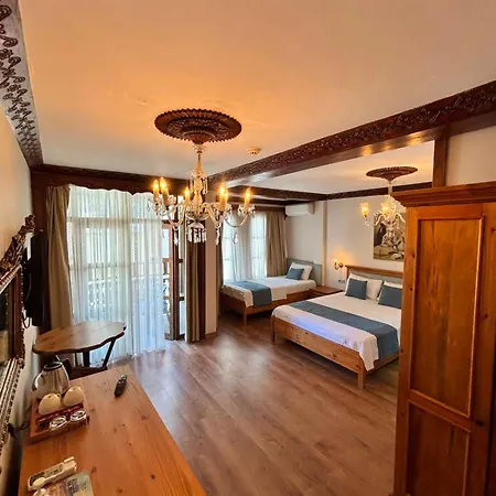 Hotel Duru Hanim Konagi *