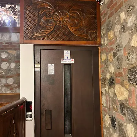 Duru Hanim Konagi * Mudanya